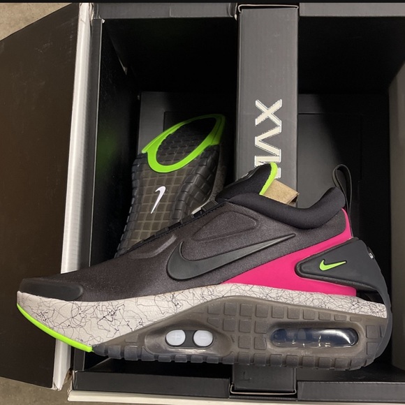 Brand new NIKE ADAPT AUTO MAX with box, black/blcak-fireberry
